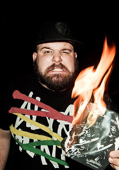 Damian Abraham of Fucked Up to host Canadian TV show The Wedge